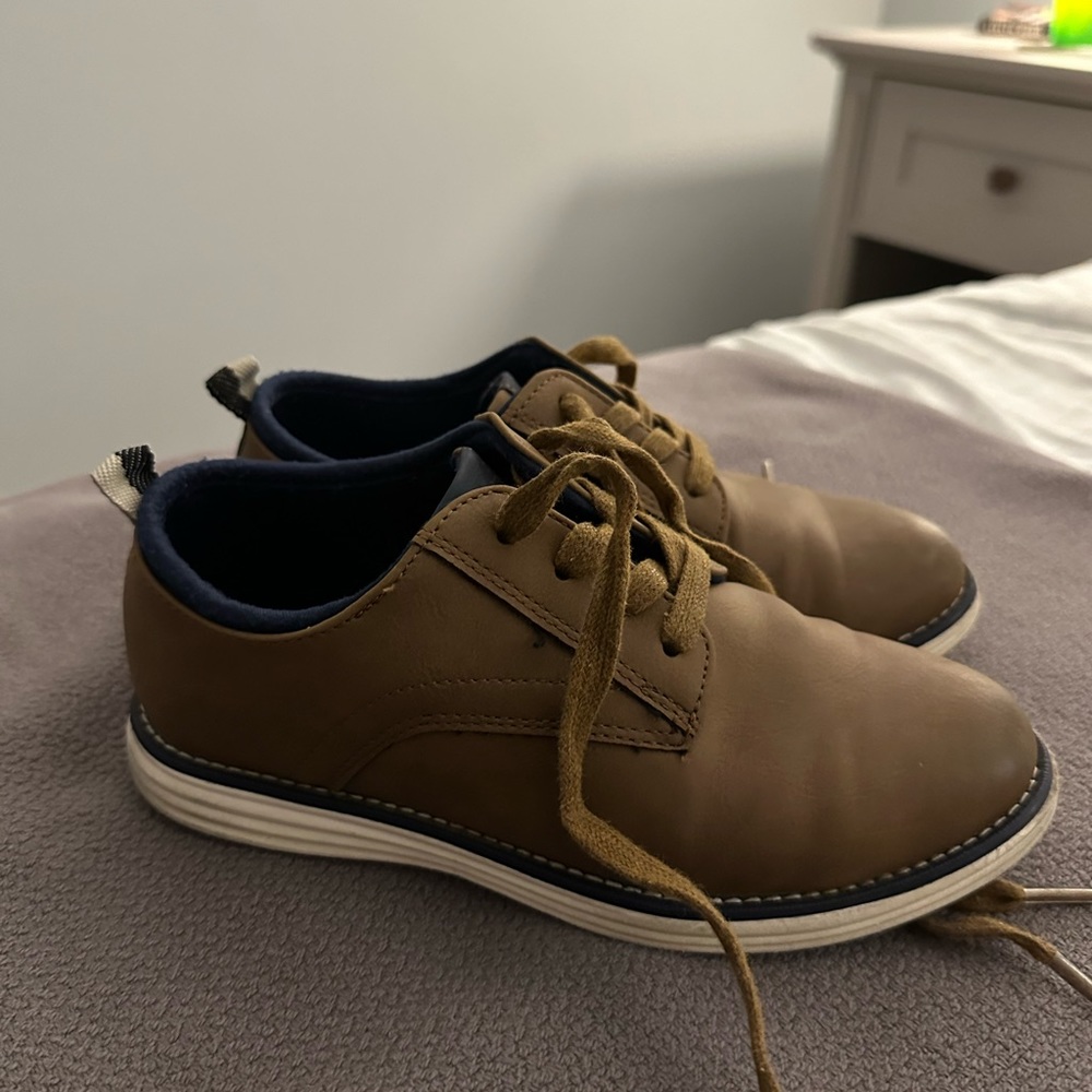 Boy’s Cat & Jack dress shoes